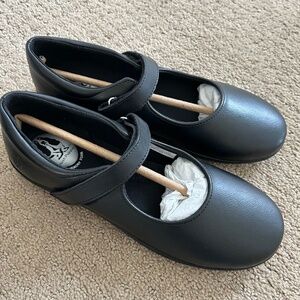 Hush Puppies Black Mary Jane Girl's Shoes Sz.6